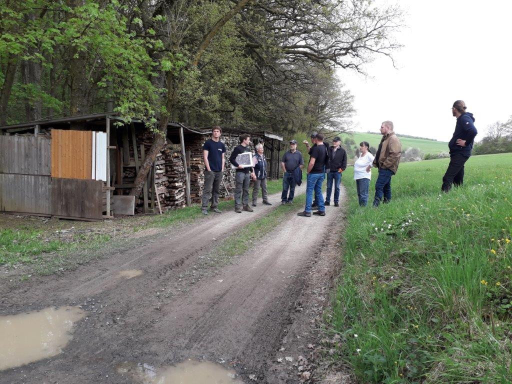 Flurbegehung in der Gemeinde Üchtelhausen im Längental