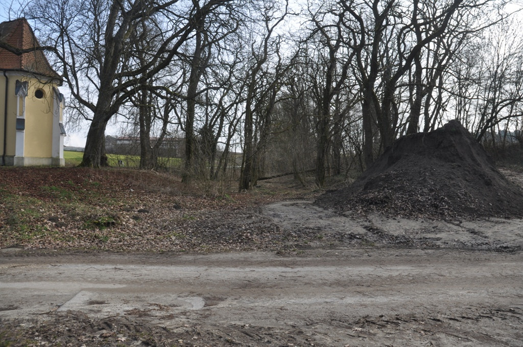 Ausgangszustand: Hohweg an der Widmann-Kapelle